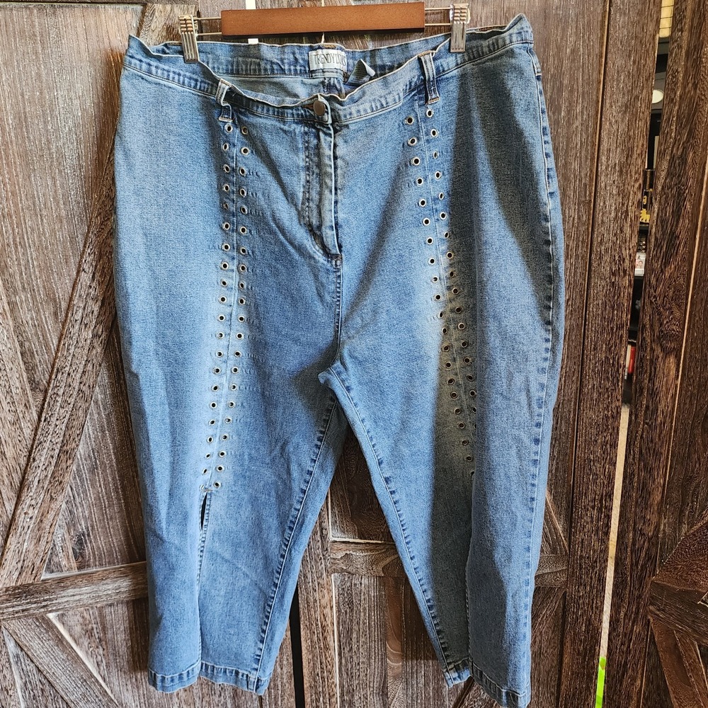 Trendy Looks Capri Jeans Women's Size 20 Studded Wide Leg Slits Stretch`Denim‎